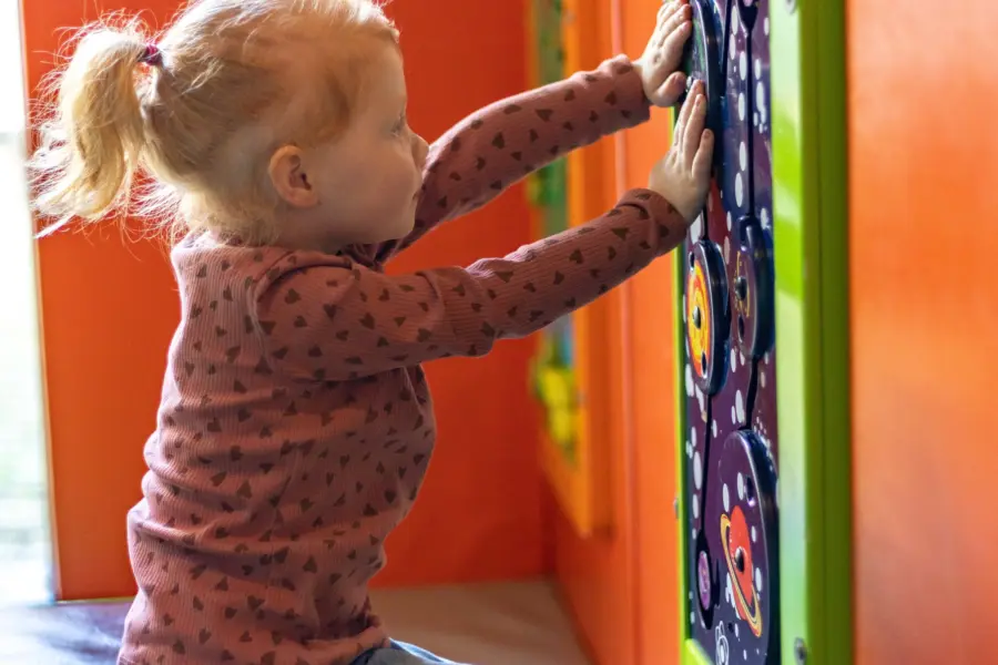 Binnen spelen recreatiepark Kaps restaurant Troubadour